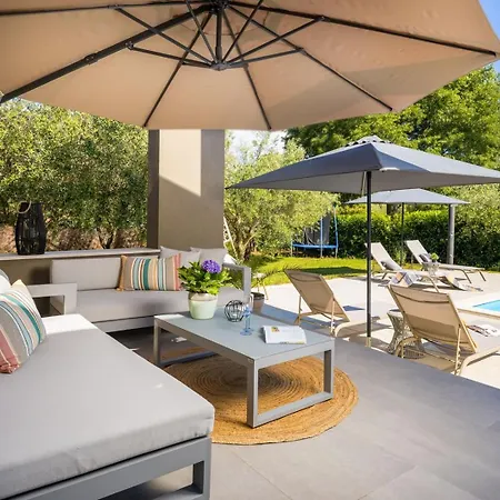 Villa Tonina By Villsy