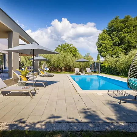 Vila Tonina By Villsy *